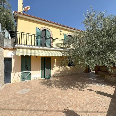 Villa Chris تاورمينا المظهر الخارجي الصورة